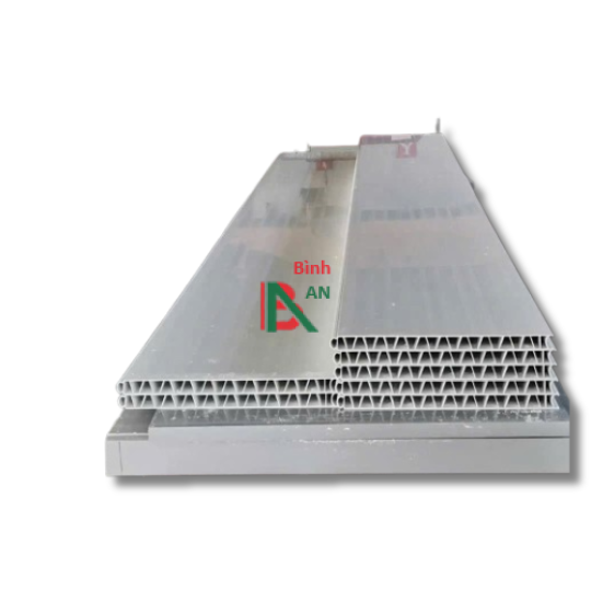 Tấm nhựa pvc cho chuồng heo