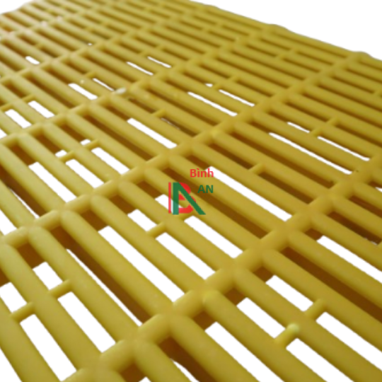 Tấm lót sàn chuồng heo 40x55 cm