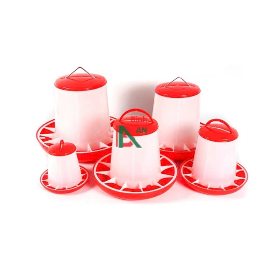 Bộ máng cám ngăn ô cho gà màu. Từ 2-10kg